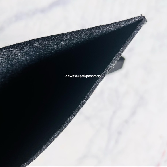 Sephora felt iPad tablet sleeve - Picture 3 of 3